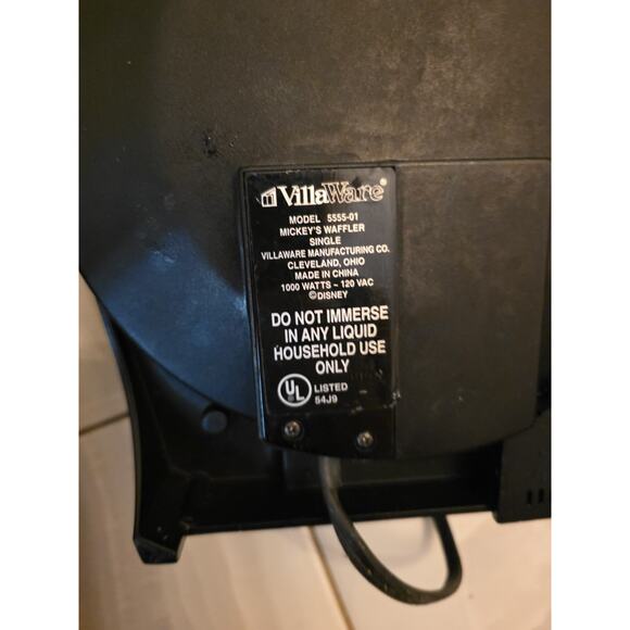 Disney Mickey's Single Waffler VillaWare Mickey Mouse Waffle Maker Model 5555-01 - Picture 16 of 16